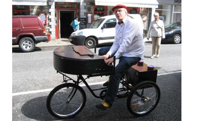baby baby pianobike
